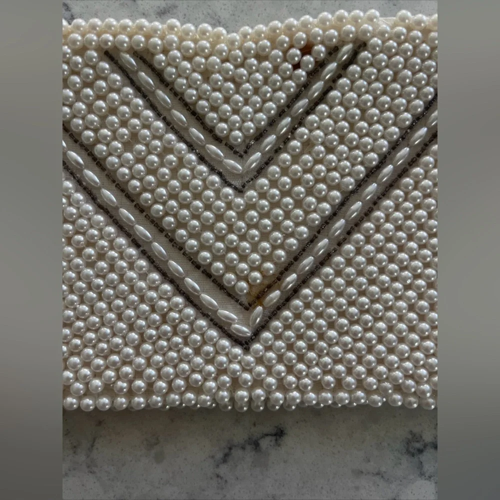 RARE‎ Vintage Pearl Beaded Clutch W/ Silver Arrows Handmade In Japan Great Cond